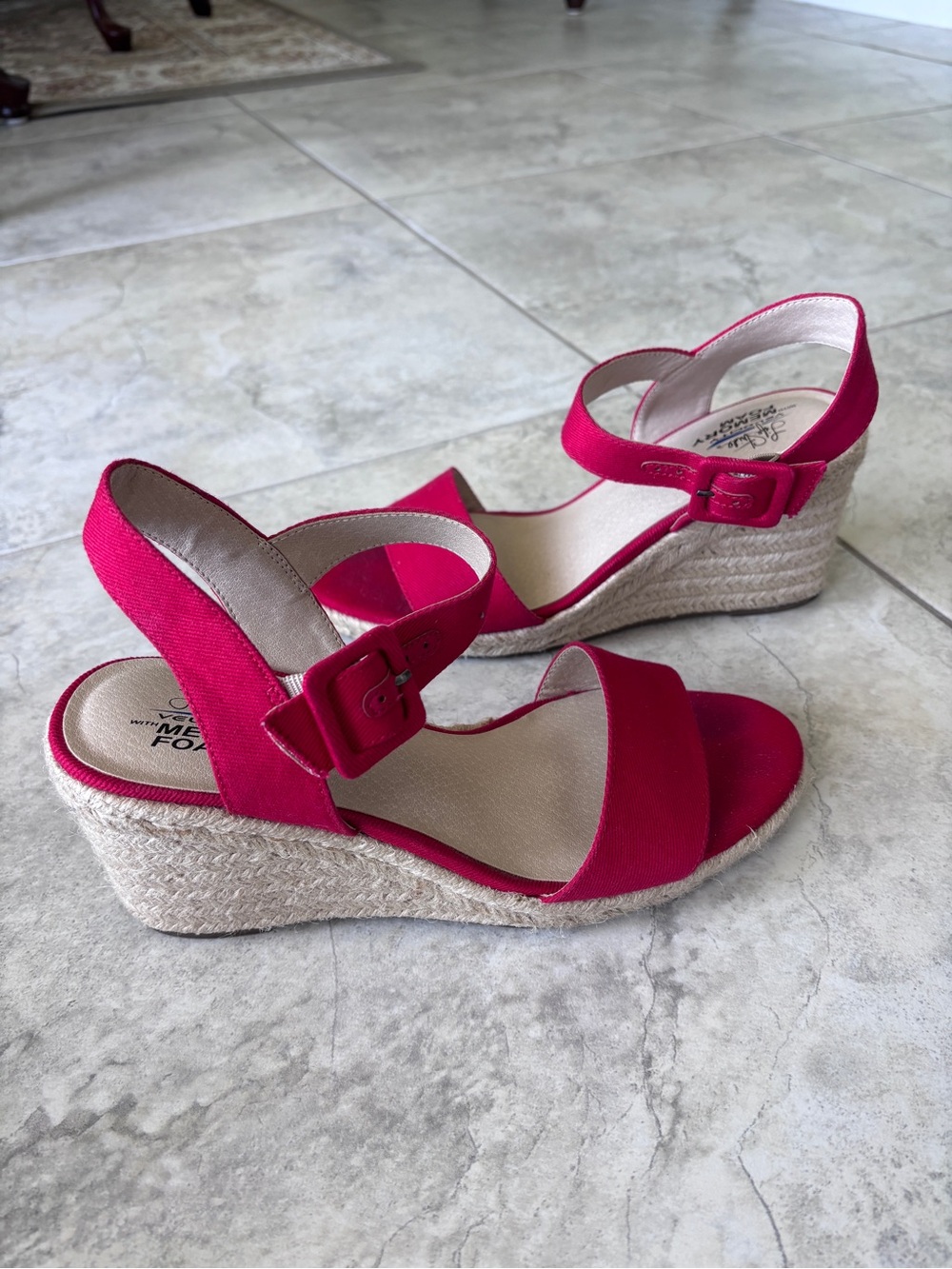 Life Stride red wedges